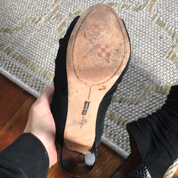 Vince Camuto booties - Picture 5 of 6